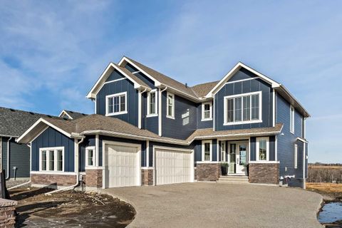 86 Cimarron Estates Drive Okotoks AB T1S 0R1