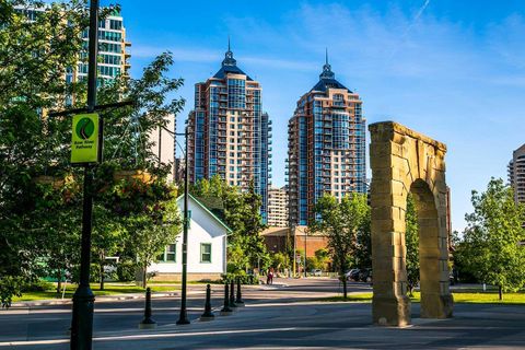 910 5 Avenue SW 804 Calgary AB T2P 0C3