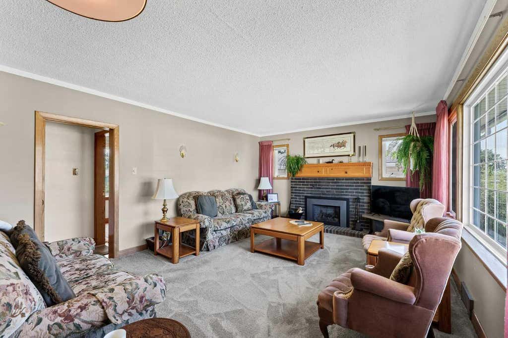 Photo of 353 3 Street SW, Medicine Hat, AB T1A 4C7 (MLS # A2338626)