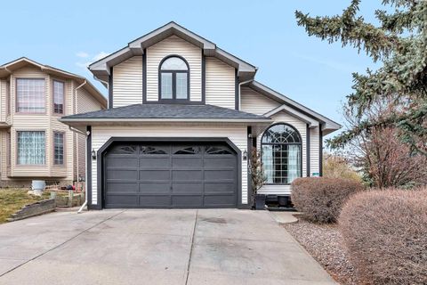 103 Sandringham Way NW Calgary AB T3K 3V7
