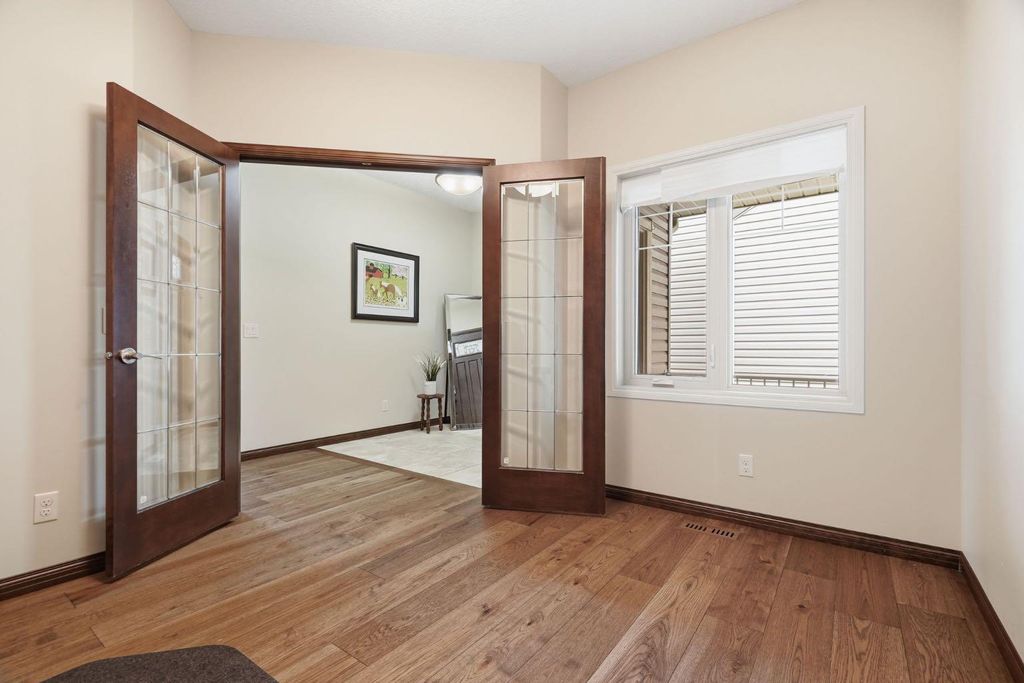 Photo of 139 Sunset View, Cochrane, AB T4C 0E8 (MLS # A2320979)