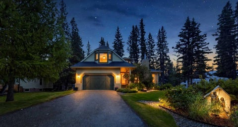 Photo of 31 Manyhorses Drive, Rural Rocky View County, AB T3Z 1A2 (MLS # A2354149)