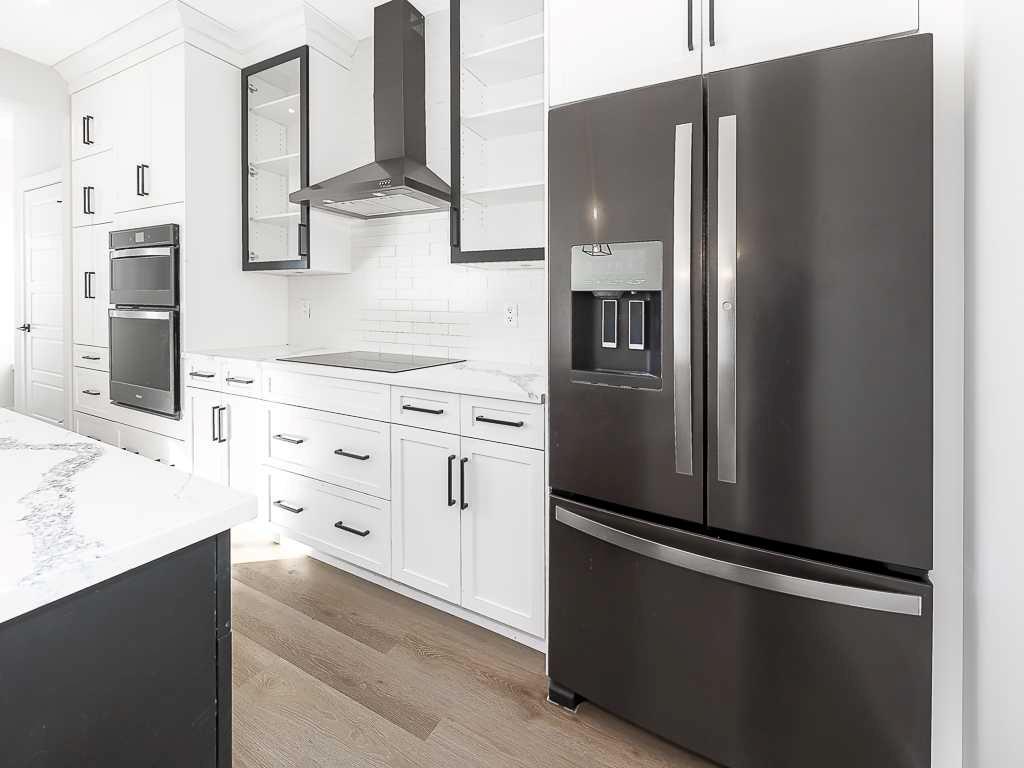 31 Belmont Gardens SW