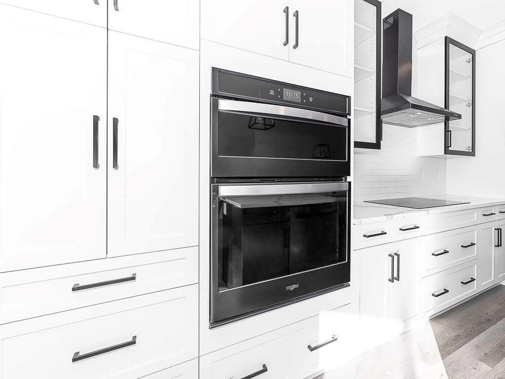 31 Belmont Gardens SW