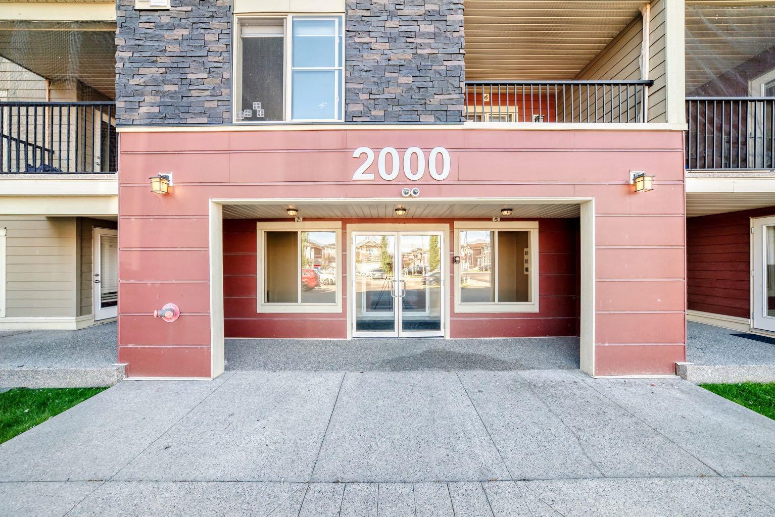 15 Saddlestone Way NE 316