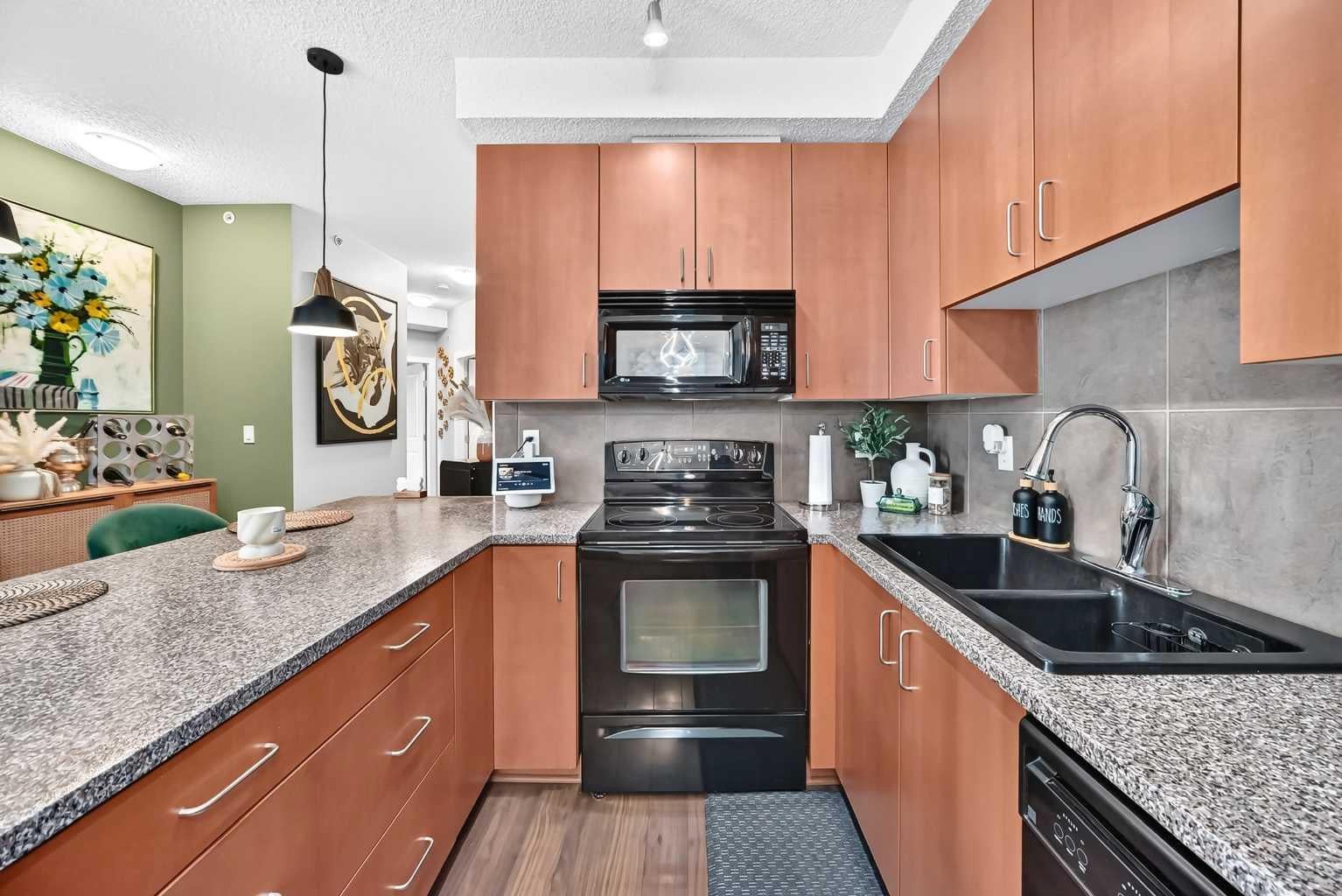 120 Country village Circle NE 414