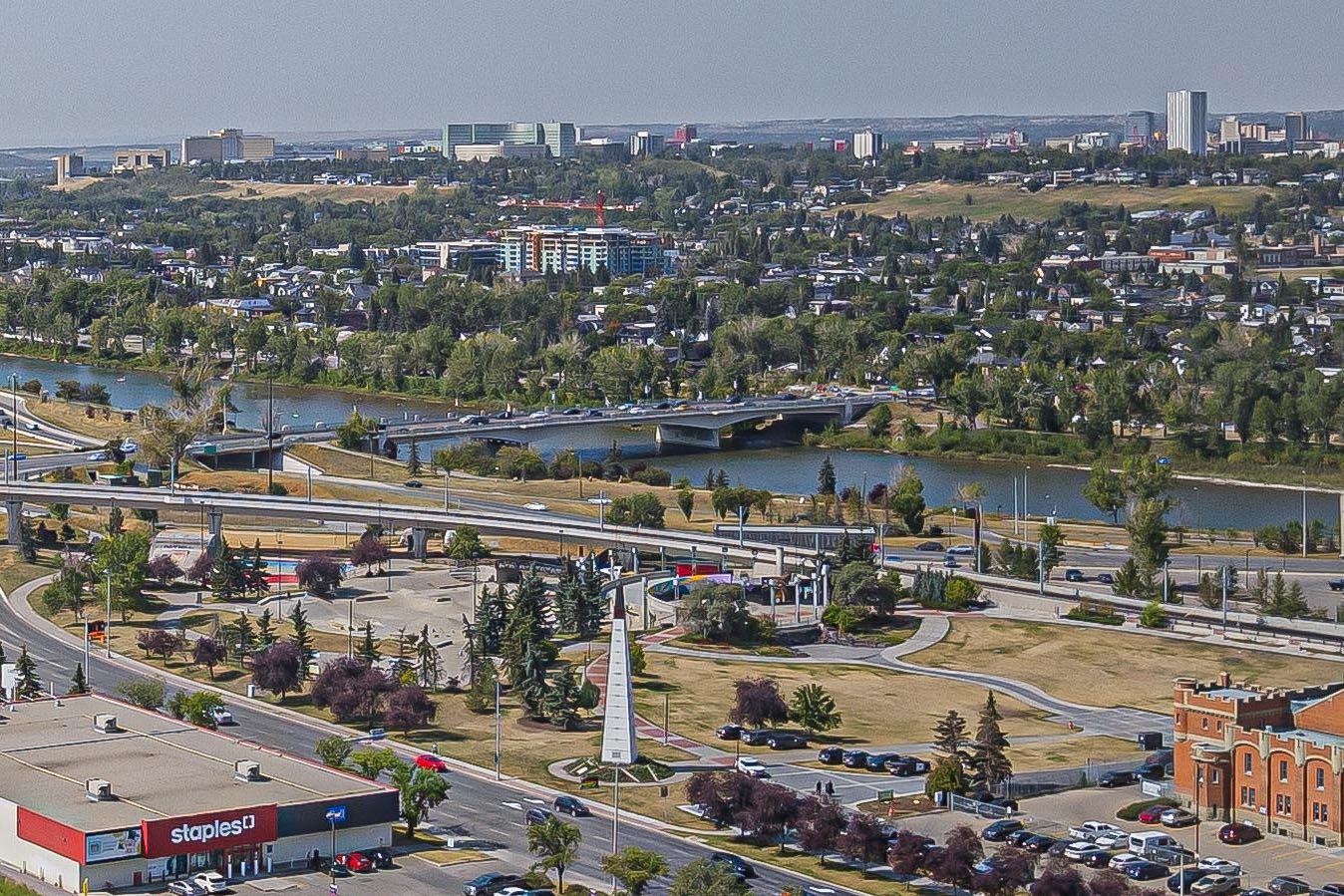 1053 10 Street SW 2502