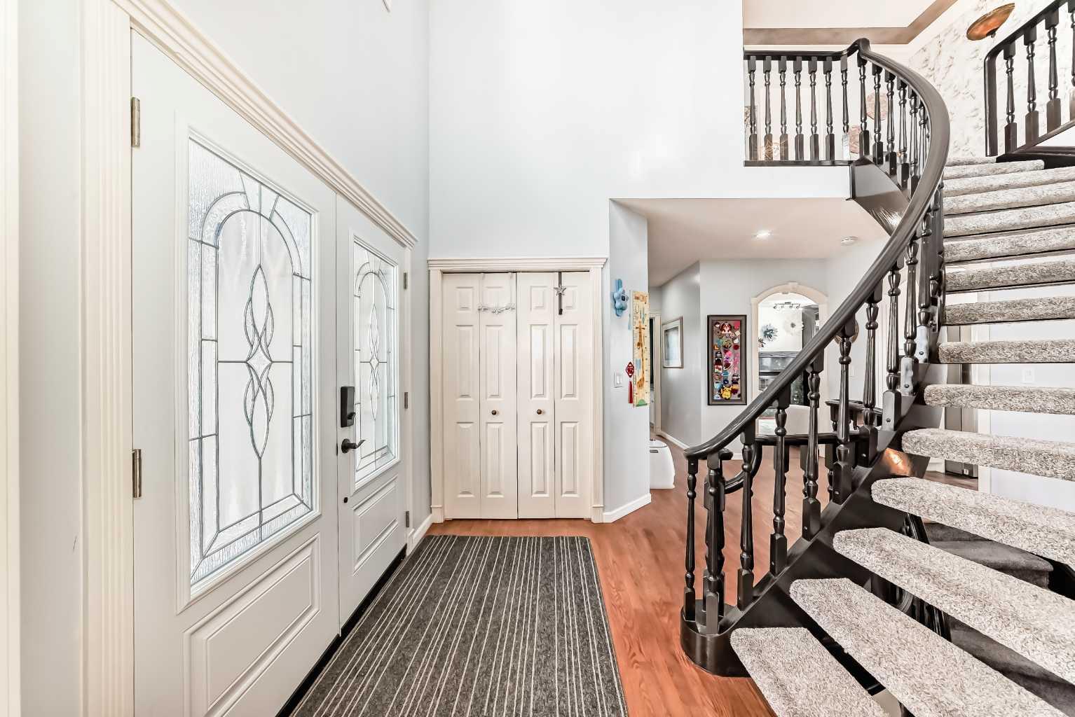 40 Christie Cairn Square SW