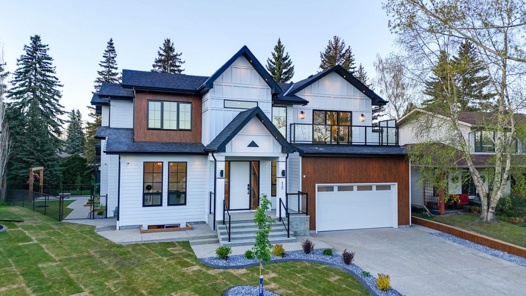 12 Vardana Place NW