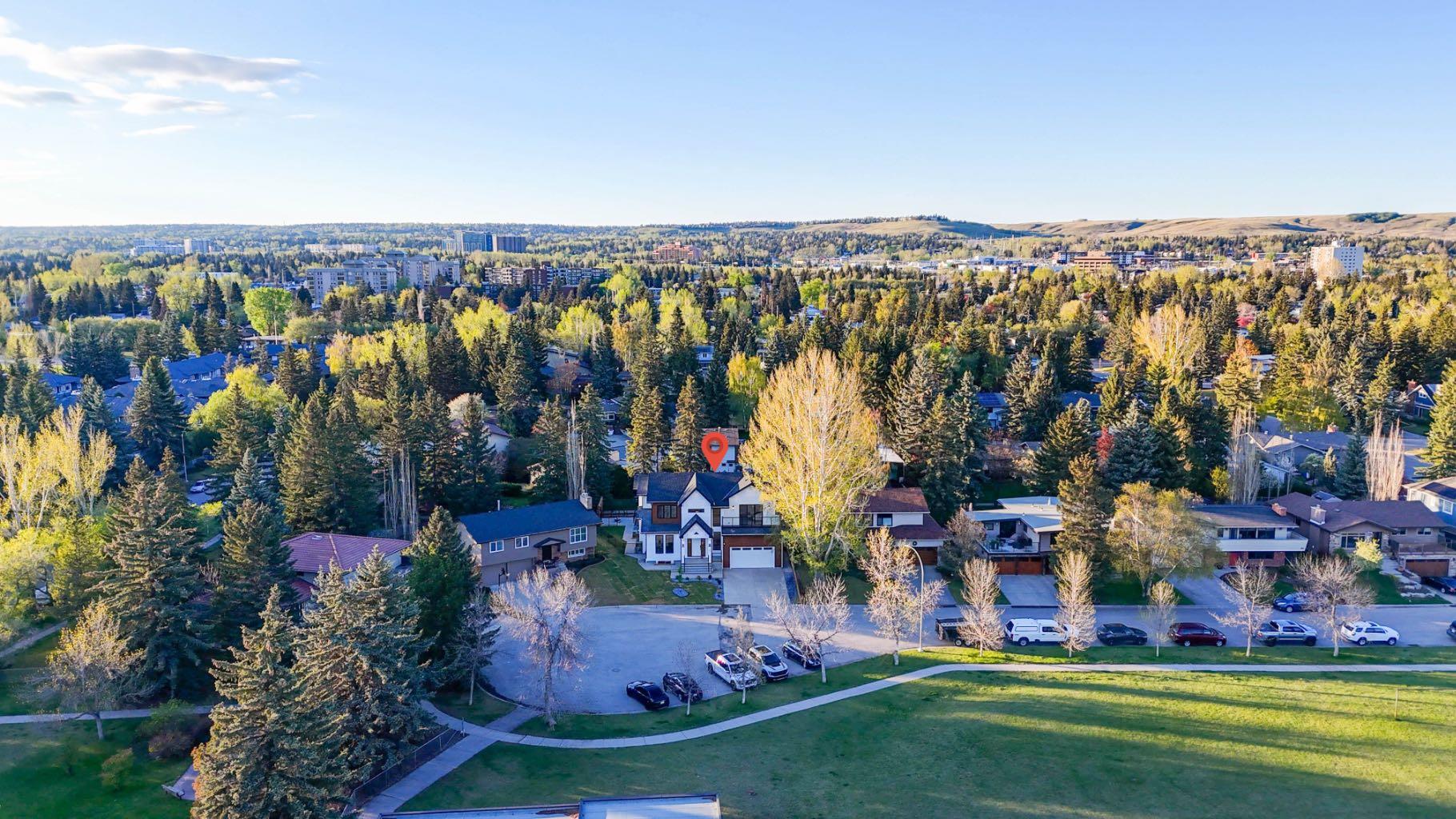 12 Vardana Place NW
