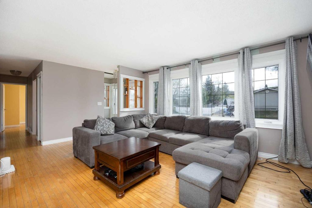 Photo of 34 Biggs Avenue, Fort McMurray, AB T9H 1M1 (MLS # A2314707)