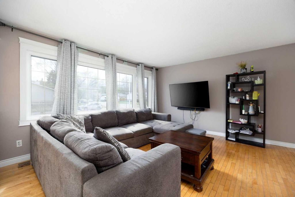 Photo of 34 Biggs Avenue, Fort McMurray, AB T9H 1M1 (MLS # A2314707)