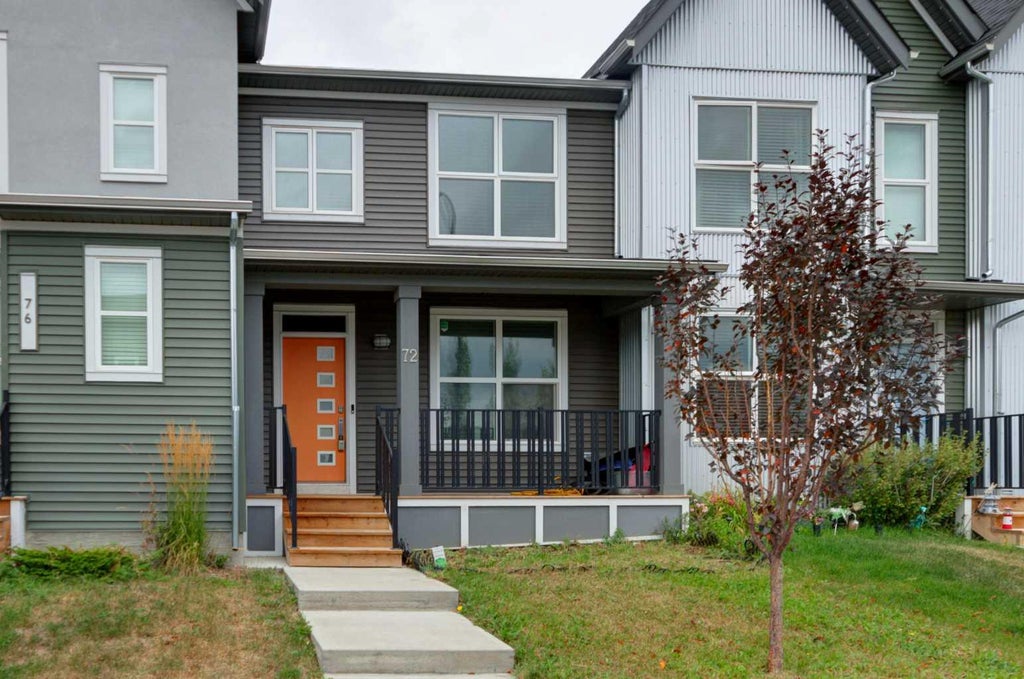 Photo of 72 Carringvue Way NW, Calgary, AB T3P 1K6 (MLS # A2342850)