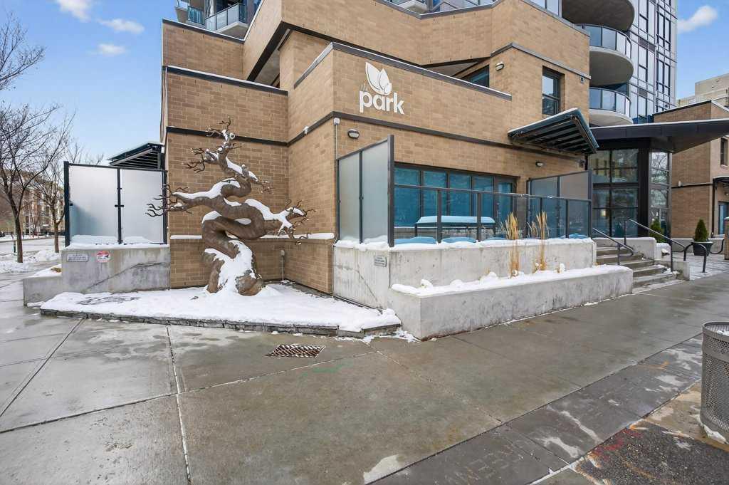 303 13 Avenue SW 809