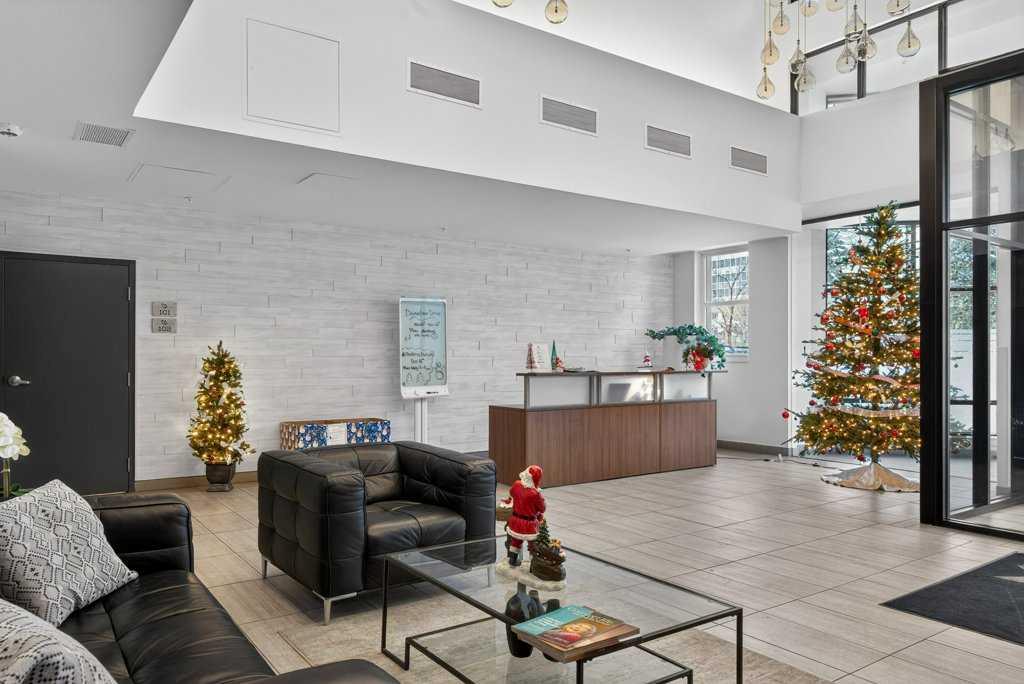 303 13 Avenue SW 809