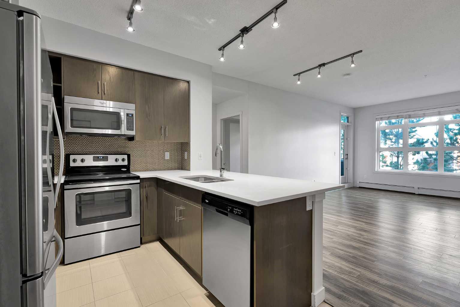 25 Auburn Meadows Avenue SE 215