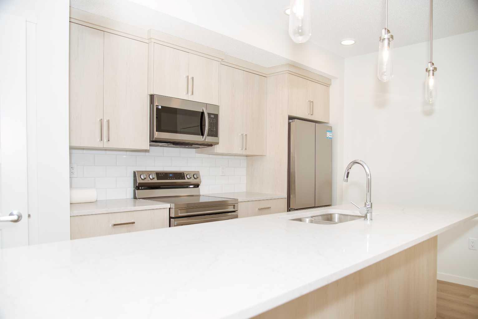 345 Edith Place NW 111