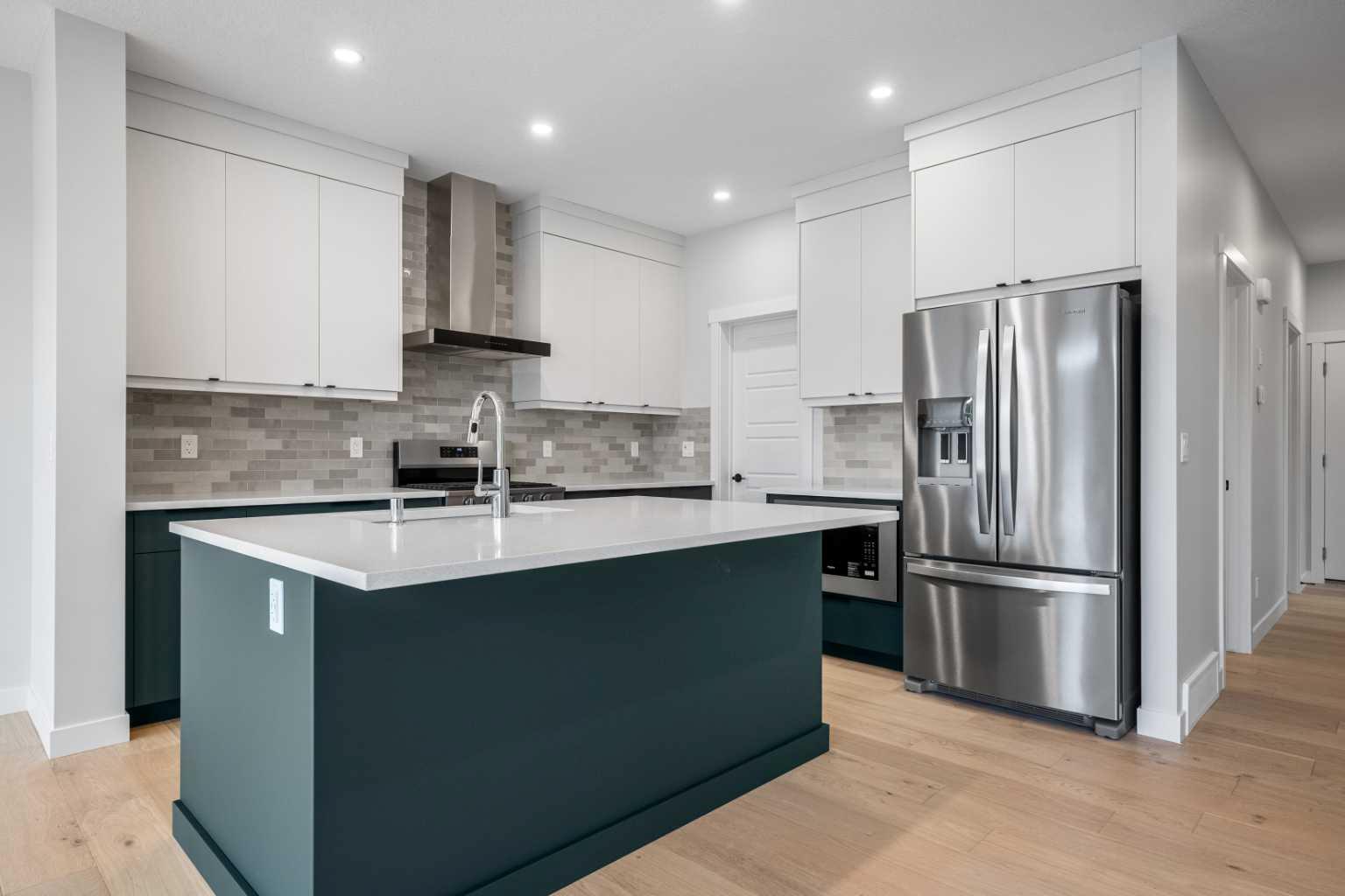 76 Creekview Manor SW