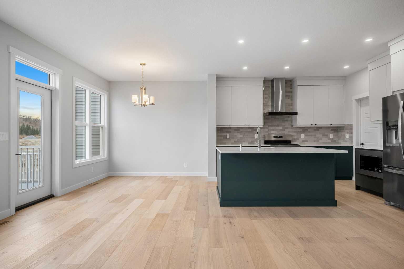 76 Creekview Manor SW