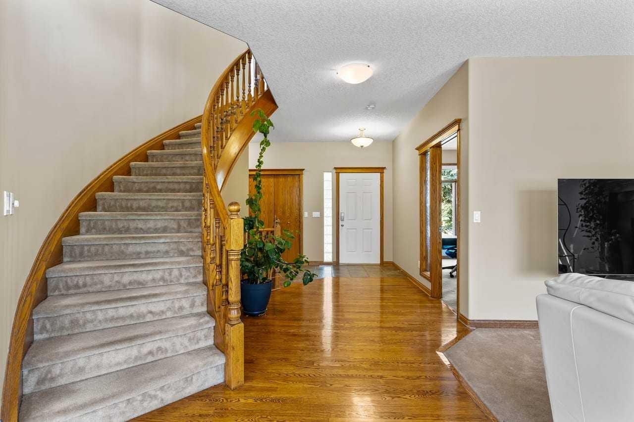 322 Hampstead Way NW