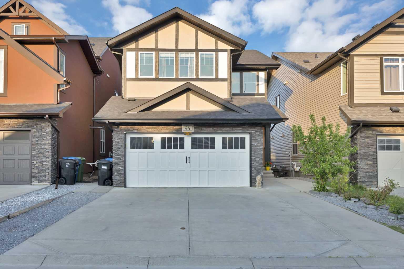 44 Skyview Shores Link NE