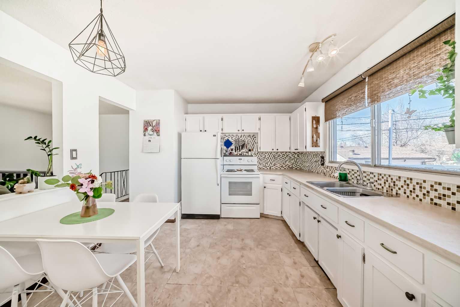 3772 Dover Ridge Drive SE