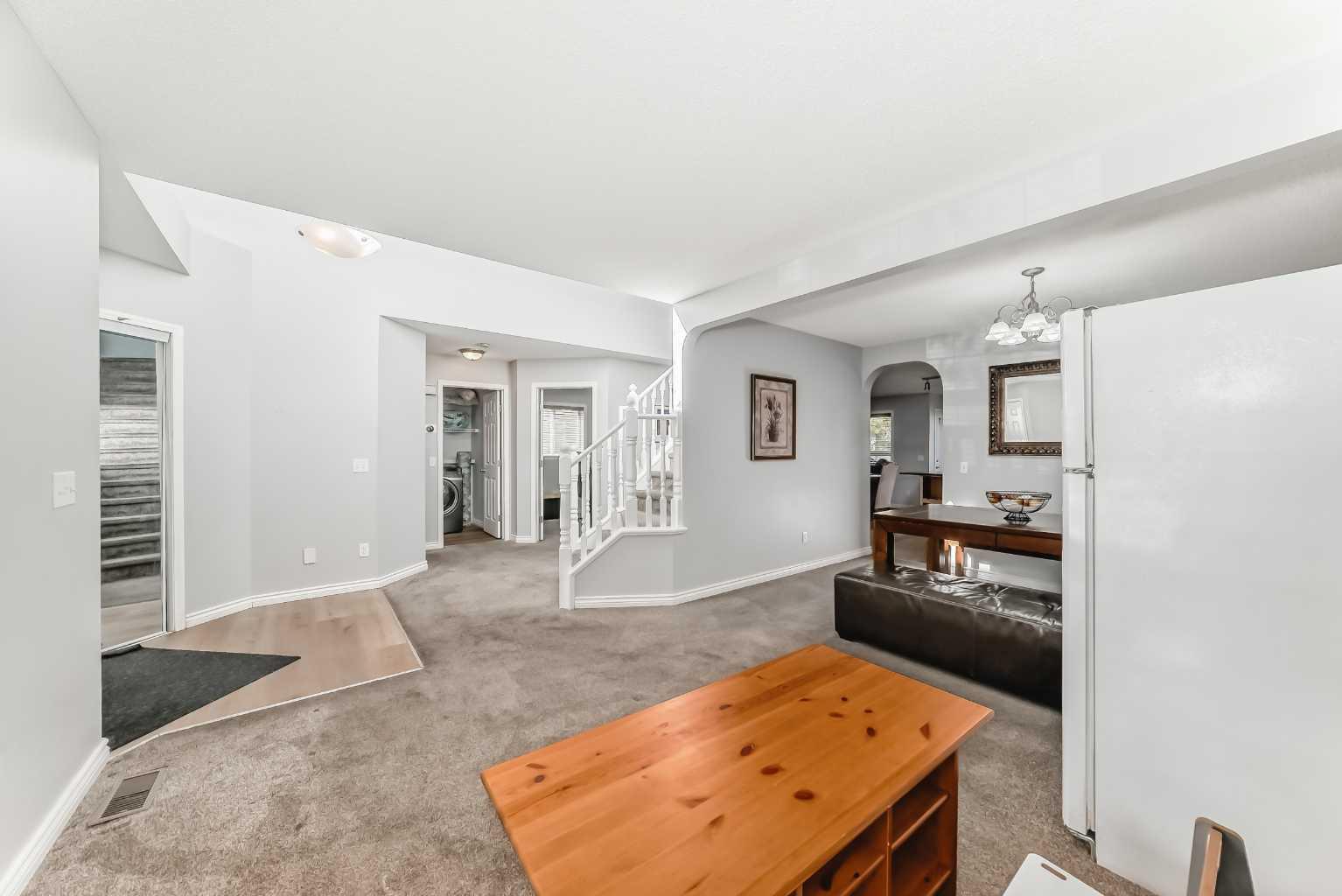 307 Panatella Court NW