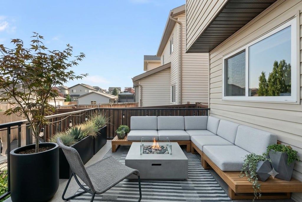 Photo of 70 Walden Manor SE, Calgary, AB T2X 0N1 (MLS # A2348683)