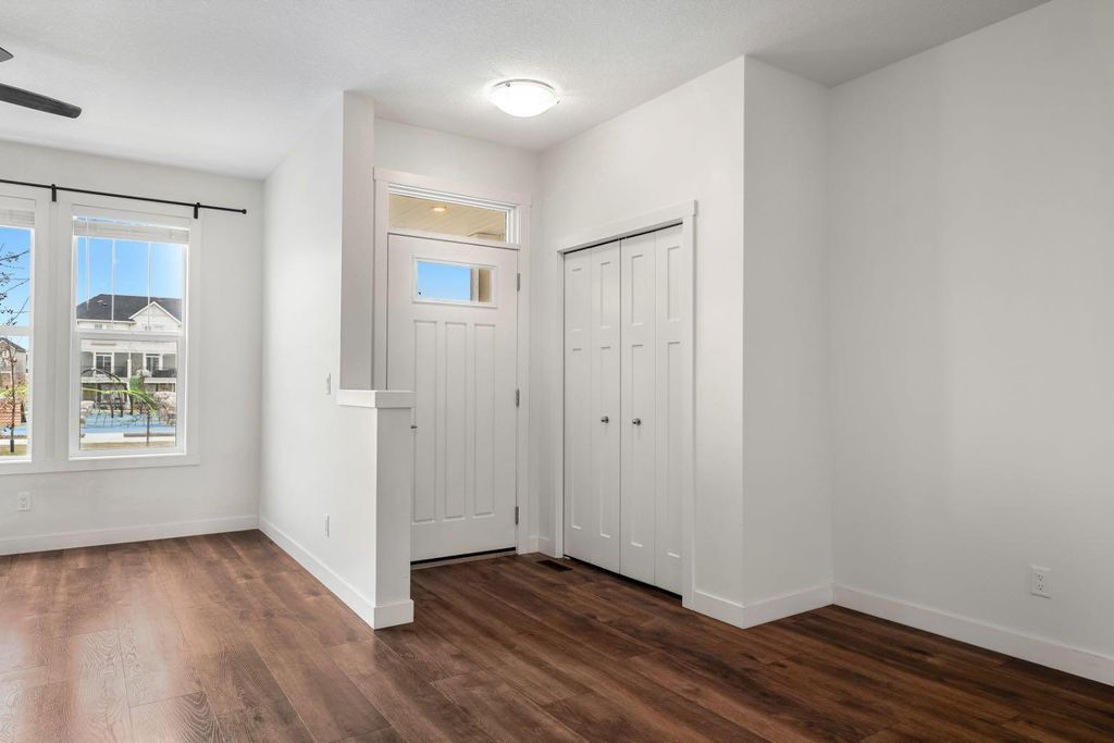 Photo of 321 South Point Green, Airdrie, AB T4B 4L1 (MLS # A2305300)