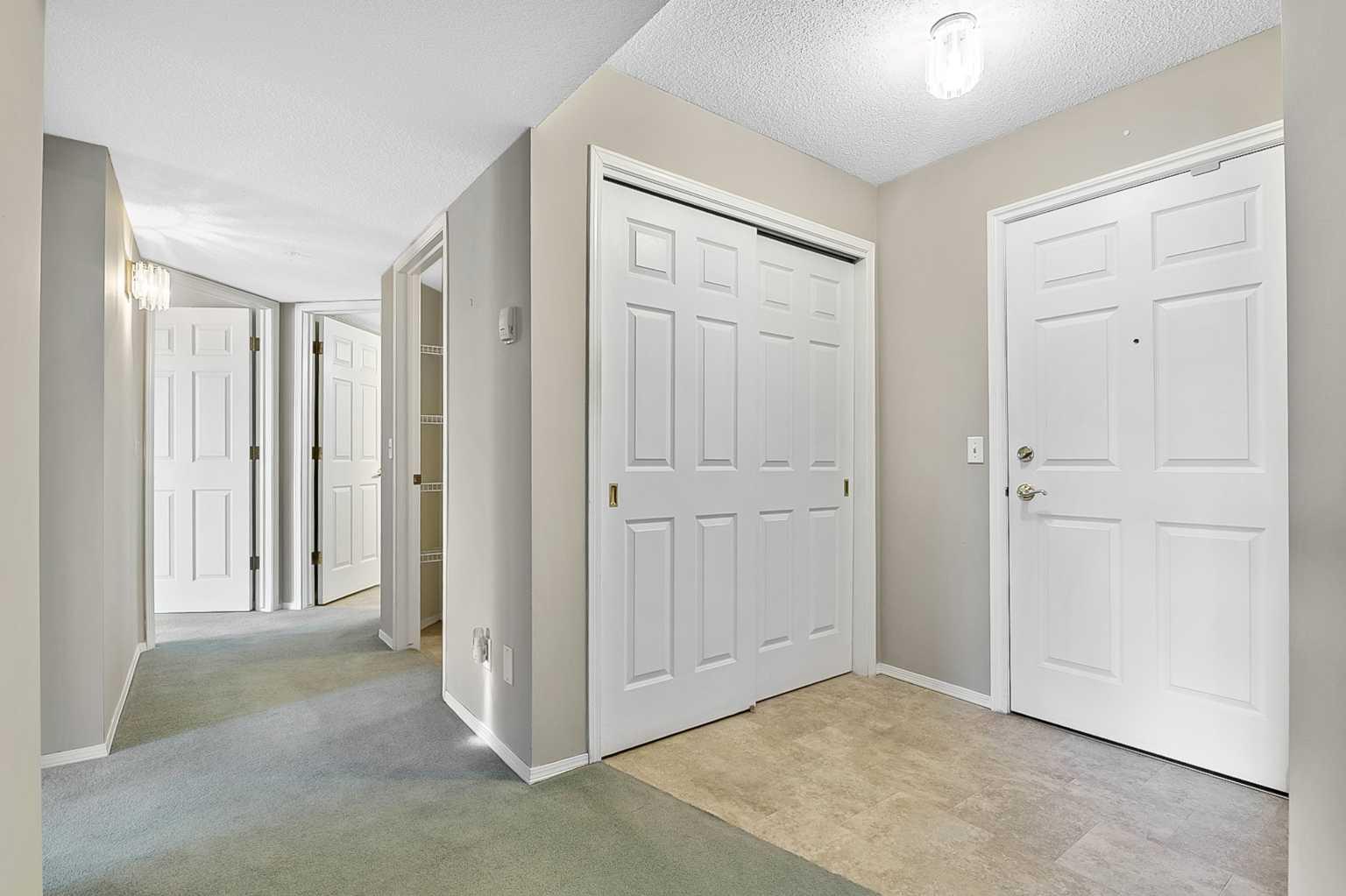 2206 Sienna Park Green SW 2206