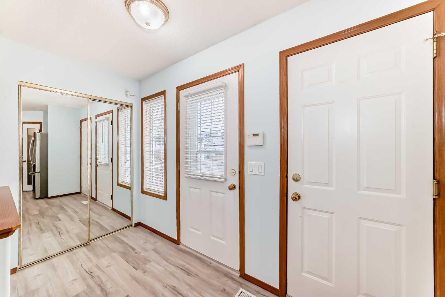 33 Stonegate Drive NW 11