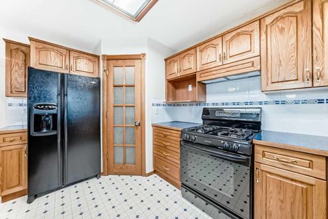 Tiny photo for 164 COVE Road, Chestermere, AB T1X 1E4 (MLS # A2305415)