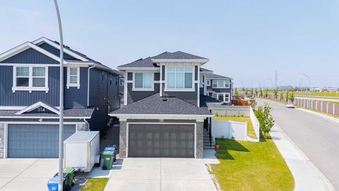 310 Red Sky Terrace NE Calgary AB T3N 1N1