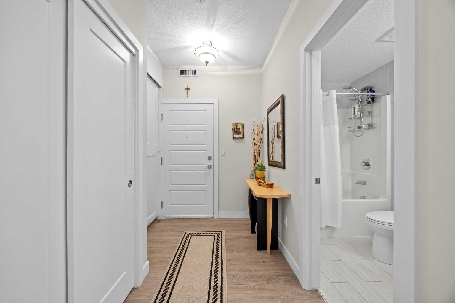 300 Auburn Meadows Manor SE 301