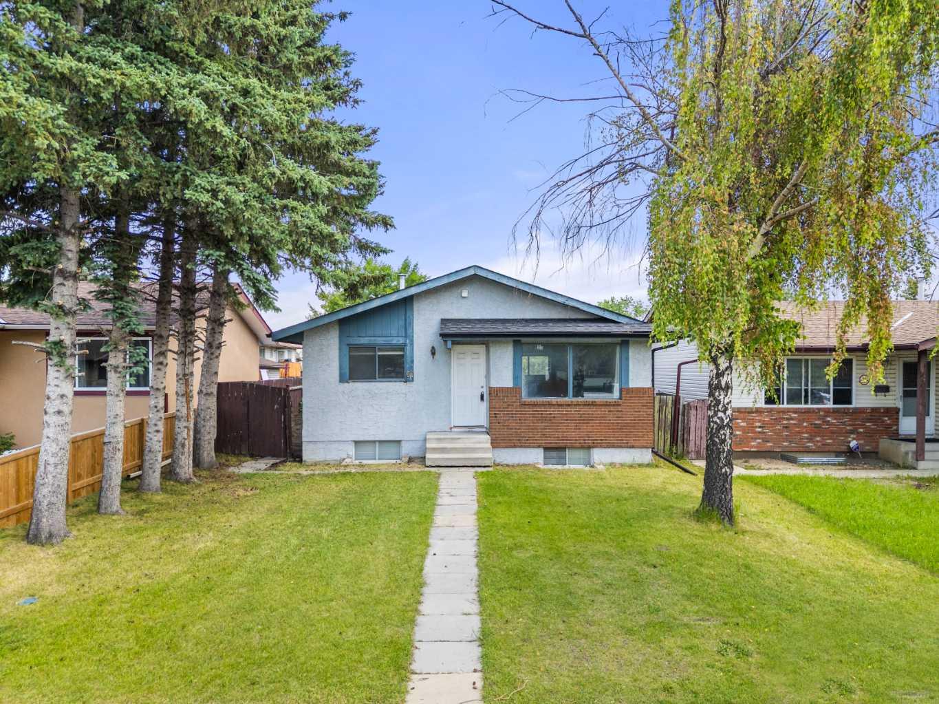 67 Fallswater Road NE