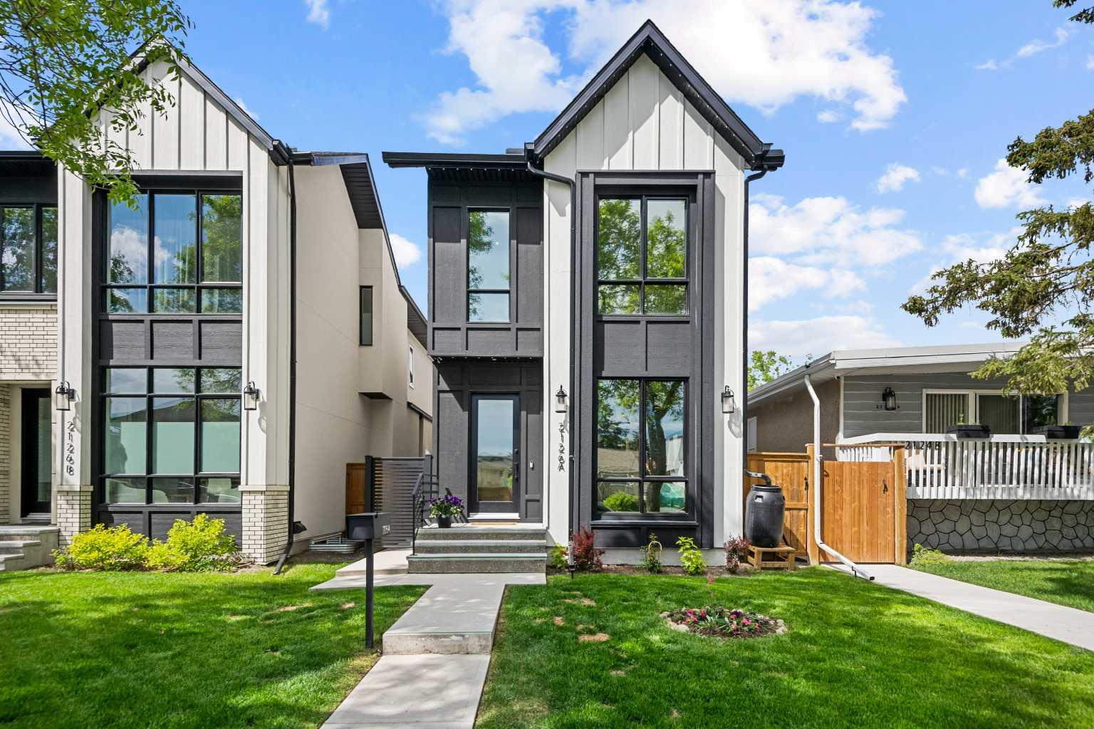 2126A 52 Avenue SW