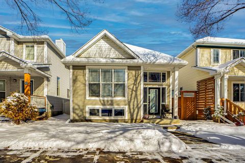 Property photo of 94 Inverness Park Se, Calgary, AB T2z 3e1