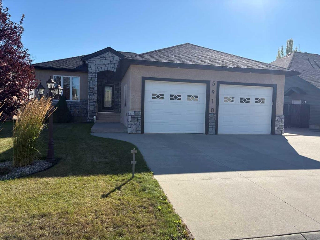 Photo of 5910 Park Meadows Crescent, Olds, AB T4H 1Y2 (MLS # A2343418)