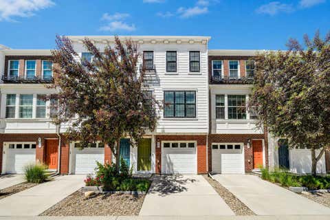 Photo of 515 Nolanfield Villas NW, Calgary, AB T3R 0T9 (MLS # A2327446)