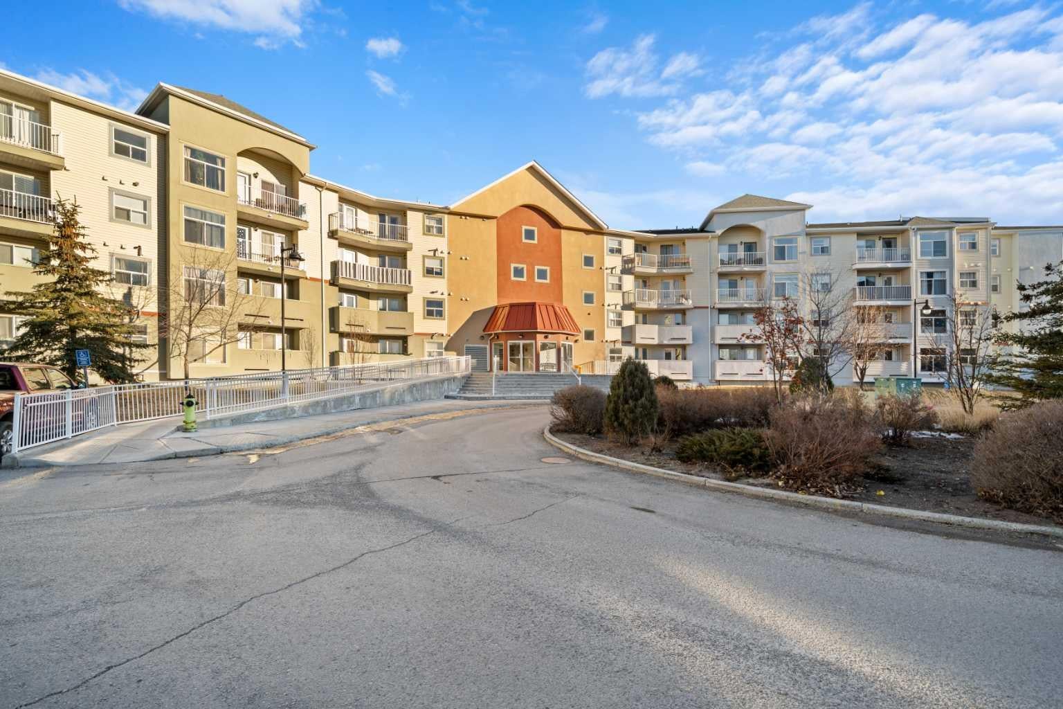 700 Willowbrook Road NW 2321