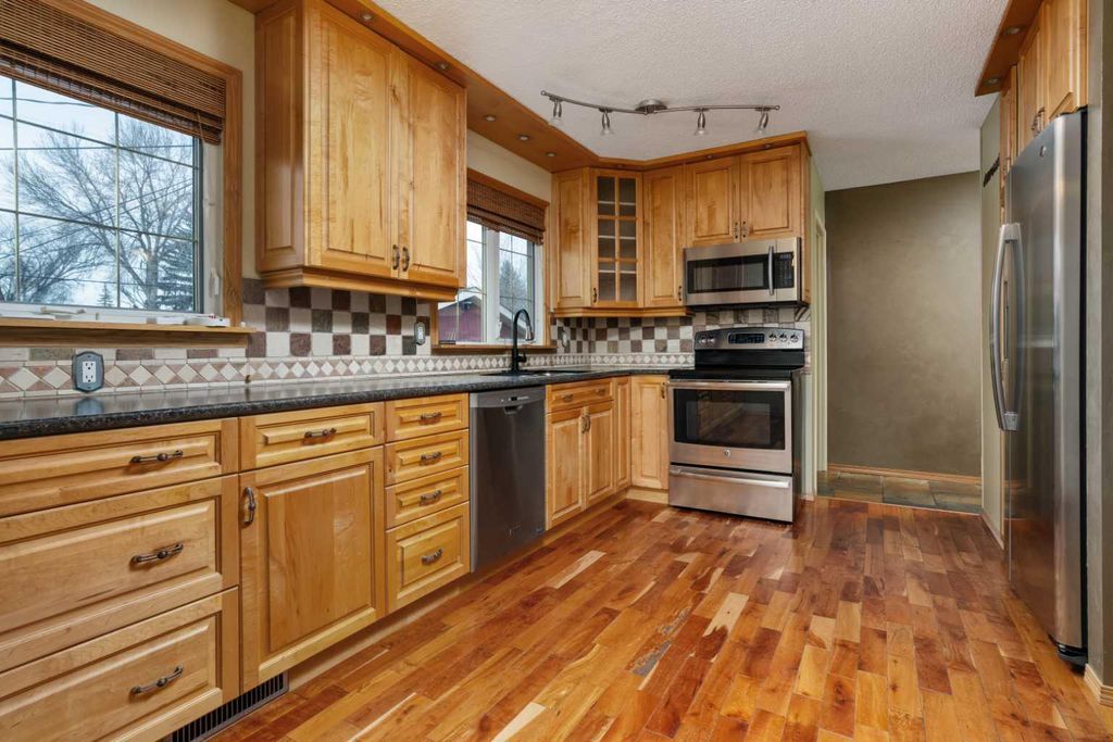 Photo of 9124 167 Street NW, Edmonton, AB T5R 2T9 (MLS # A2267735)