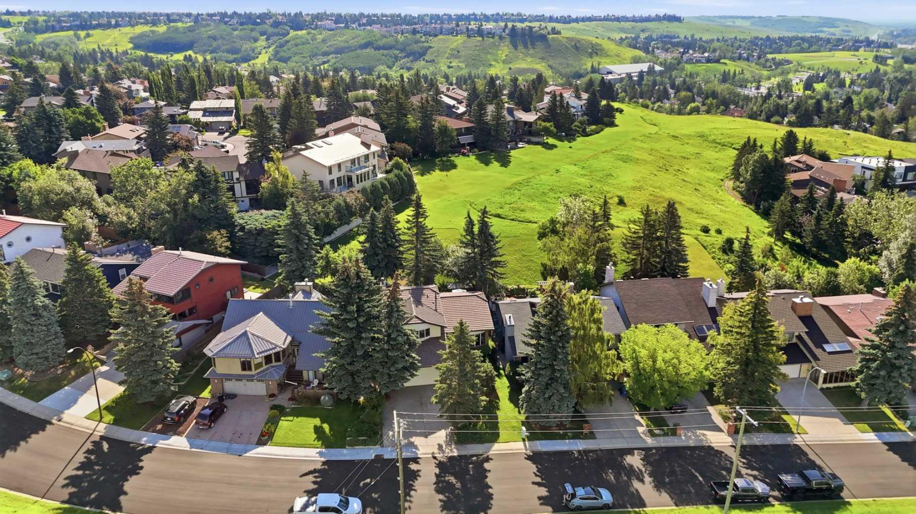 149 Edgehill Drive NW