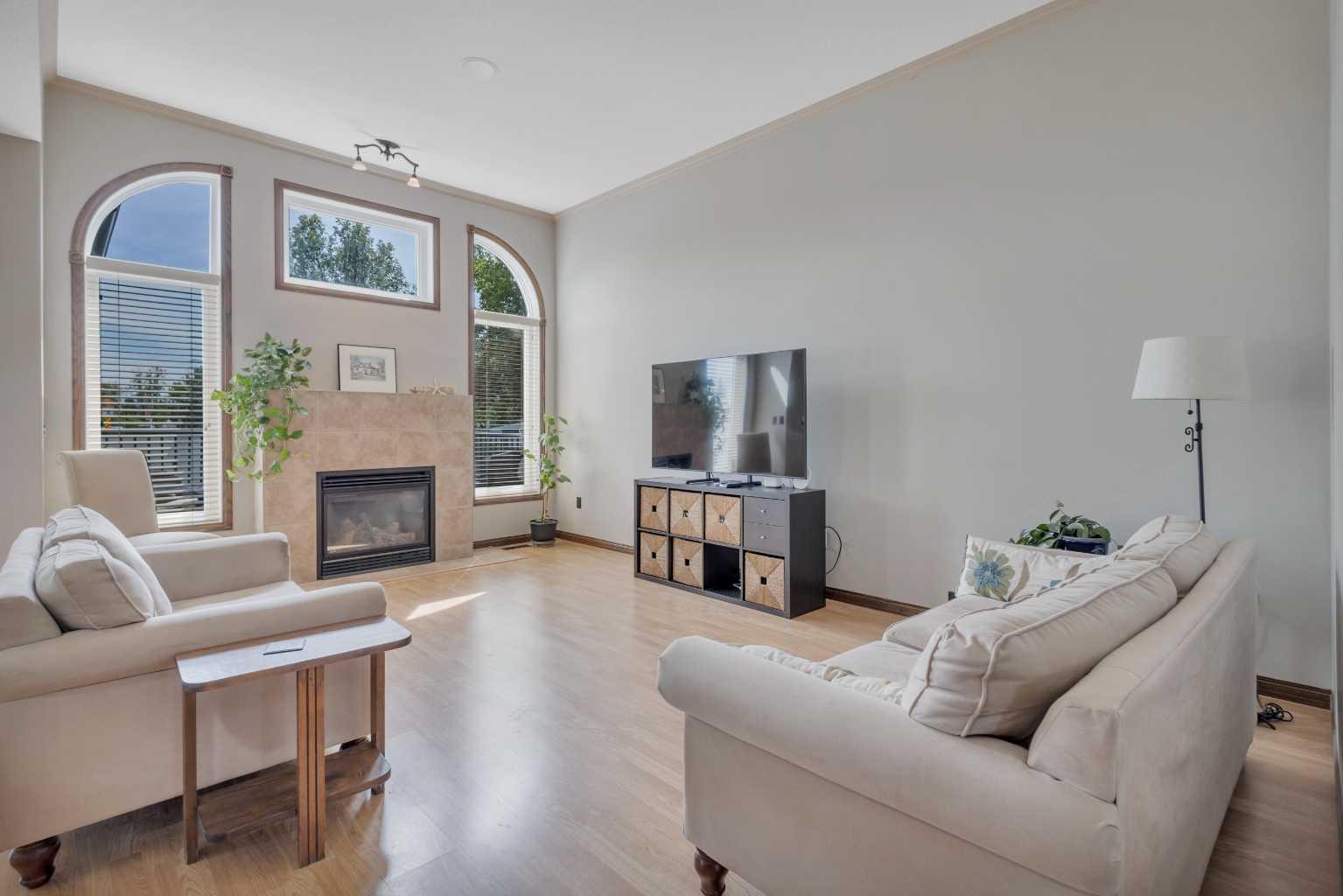 1 Laurel Road