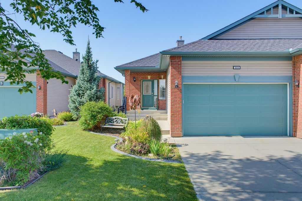111 Invermere Close