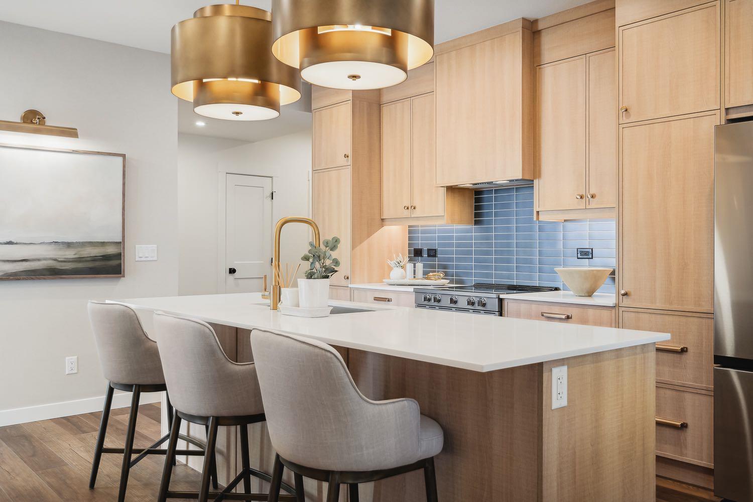 10 Cascade Ridge 304