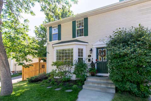 Photo of 164 Somme Manor SW, Calgary, AB T2T 6L5 (MLS # A2335196)