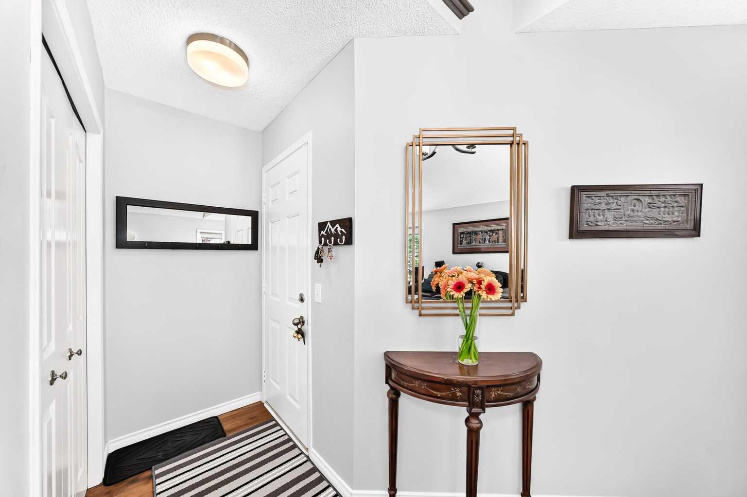 4 Valley Meadow Close NW