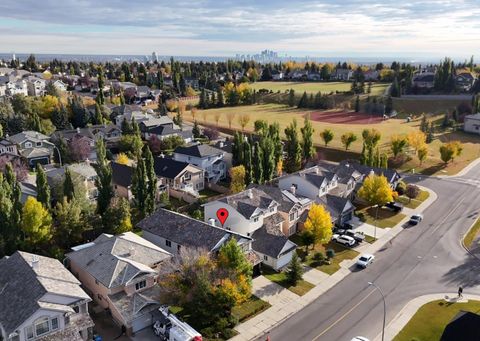 3223 Signal Hill Drive SW Calgary AB T3H 3T4