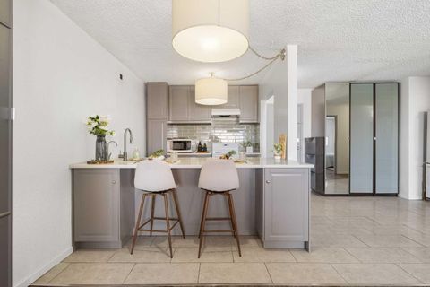 Photo of 221 6 Avenue SE #1406, Calgary, AB T2G 4Z9 (MLS # A2308890)