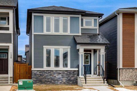 124 Belmont Boulevard SW Calgary AB T2X 4W1